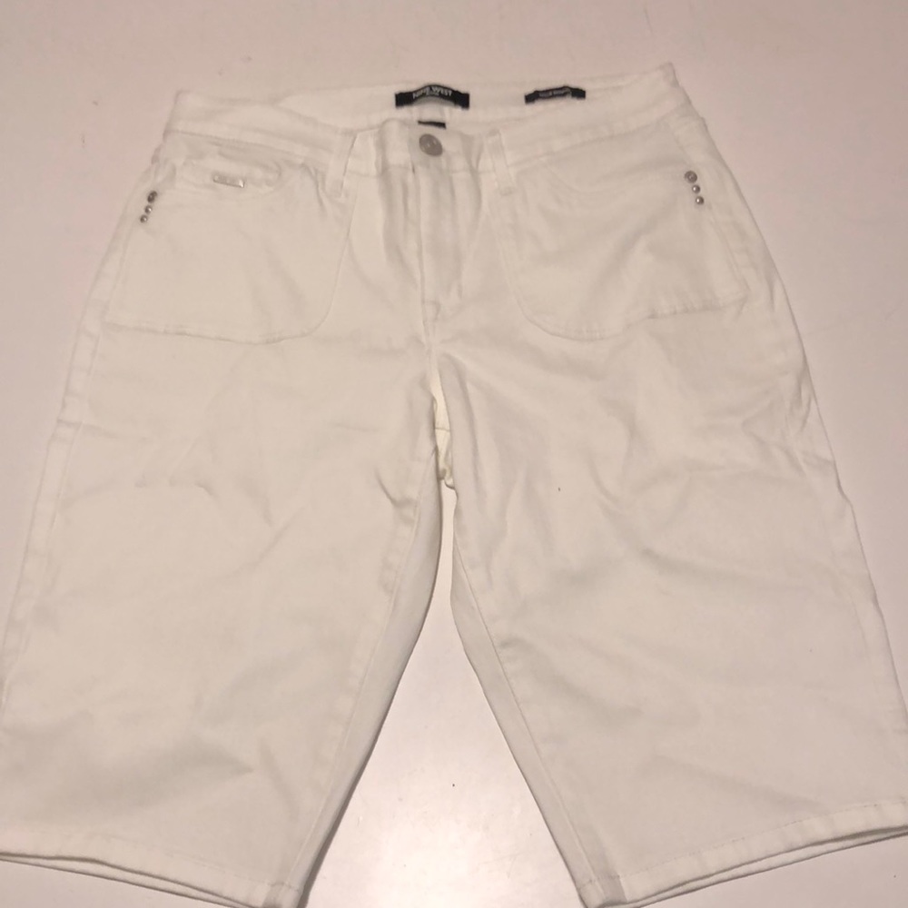 Mid length shorts